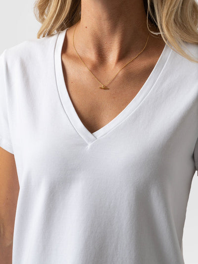 Sophie’s | Signature V-Neck Tee